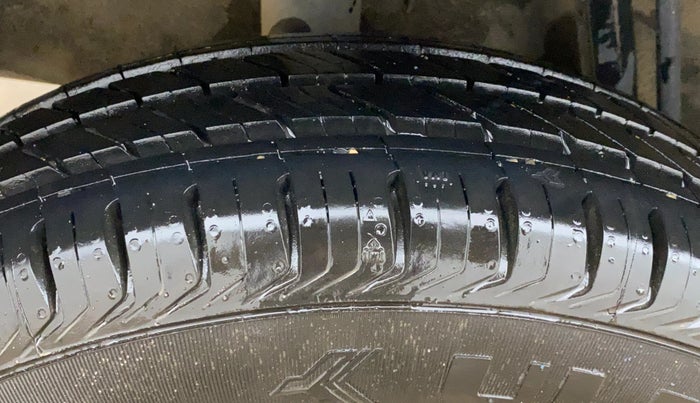 2016 Renault Kwid RXT 0.8, Petrol, Manual, 61,850 km, Right Rear Tyre Tread