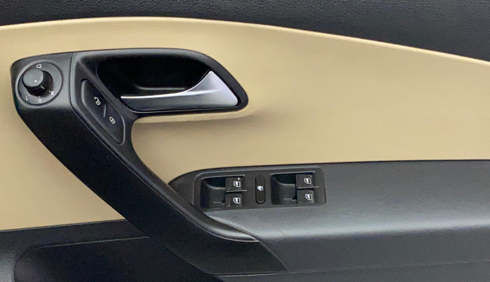 2016 Volkswagen Ameo HIGHLINE PLUS 1.5L AT 16 ALLOY, Diesel, Automatic, 1,07,334 km, Driver Side Door Panels Control