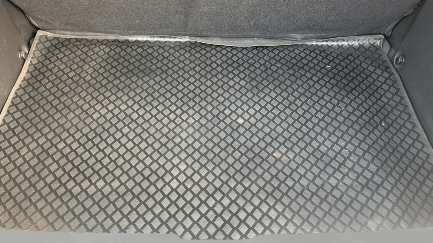 2018 Hyundai Elite i20 ASTA 1.2 (O), Petrol, Manual, 65,406 km, Boot Inside