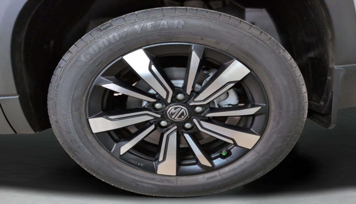 2020 MG HECTOR PLUS SHARP 1.5 PETROL TURBO DCT 6-STR, Petrol, Automatic, 21,513 km, Left Rear Wheel