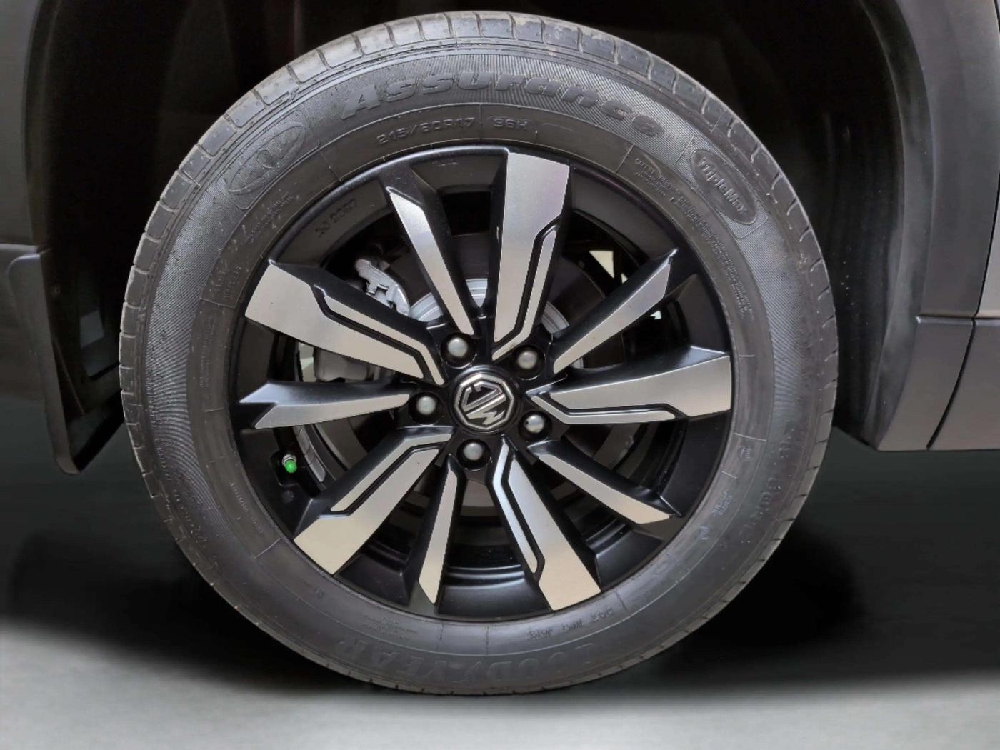 2020 MG HECTOR PLUS SHARP 1.5 PETROL TURBO DCT 6-STR, Petrol, Automatic, 21,513 km, Right Front Wheel