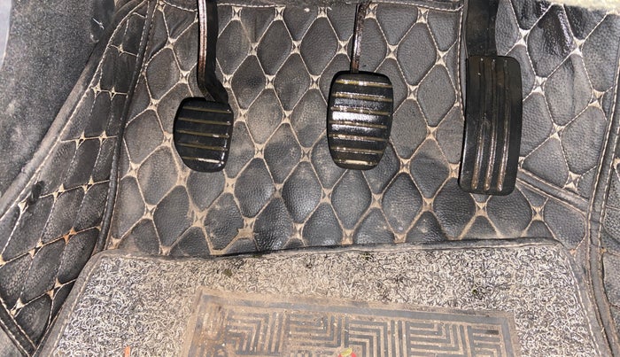 2015 Renault Duster 85 PS RXE DIESEL, Diesel, Manual, 1,18,770 km, Pedals