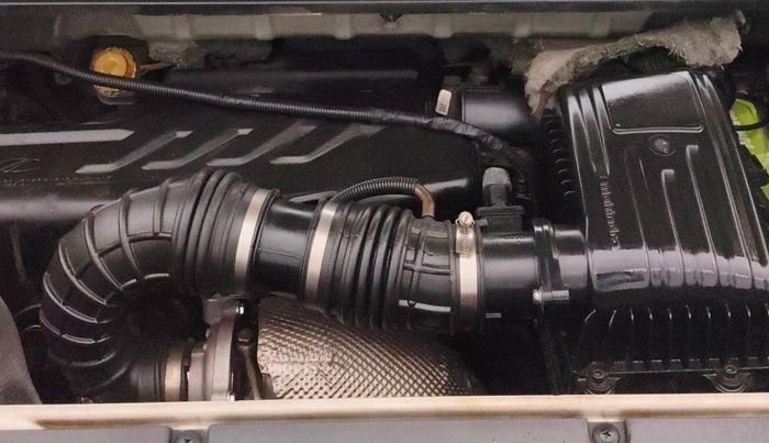 2018 Mahindra MARAZZO M2 7STR, Diesel, Manual, 85,222 km, Engine View