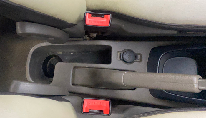 2012 Hyundai i10 SPORTZ 1.2, Petrol, Manual, 62,134 km, Driver Side Adjustment Panel