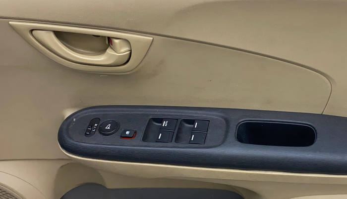 2014 Honda Brio S MT, Petrol, Manual, 83,992 km, Driver Side Door Panels Control