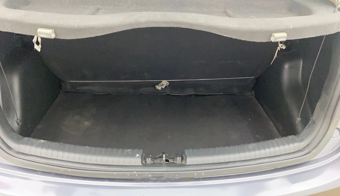 2016 Hyundai Grand i10 SPORTZ 1.2 KAPPA VTVT, Petrol, Manual, 67,039 km, Boot Inside