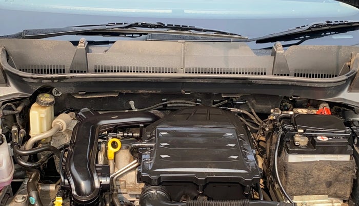 2023 Skoda KUSHAQ AMBITION 1.0L TSI MT, Petrol, Manual, 17,583 km, Engine View