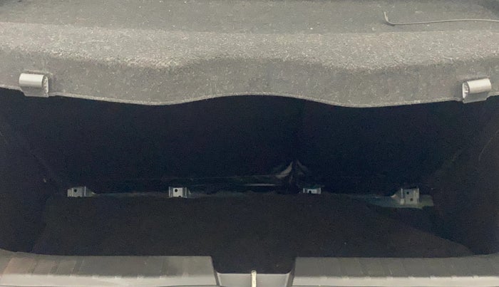 2017 Maruti Baleno ZETA PETROL 1.2, Petrol, Manual, 60,138 km, Boot Inside