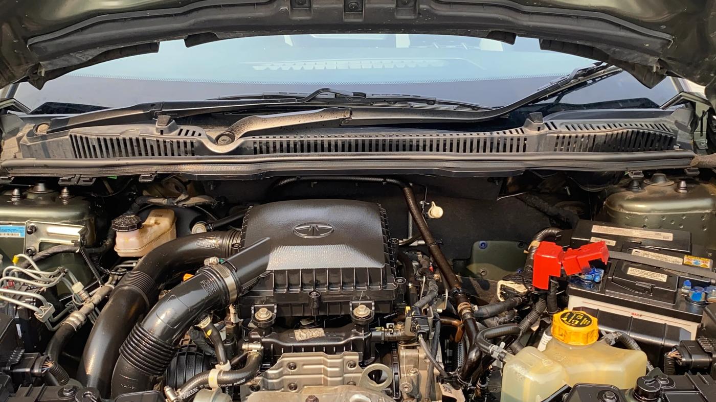 2022 Tata NEXON XMA SUNROOF PETROL, Petrol, Automatic, 14,217 km, Engine View