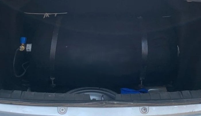 2018 Tata TIGOR XT PETROL, CNG, Manual, 62,047 km, Boot Inside