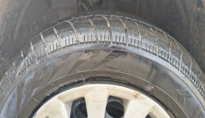 2018 Tata TIGOR XT PETROL, CNG, Manual, 62,047 km, Right Rear Tyre Tread
