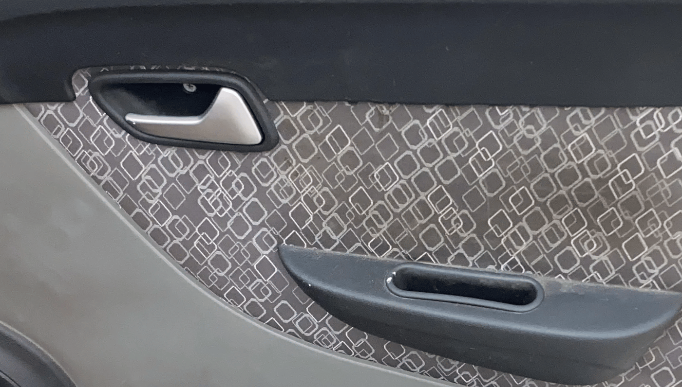 2019 Maruti Alto 800 VXI, Petrol, Manual, 51,410 km, Driver Side Door Panels Control
