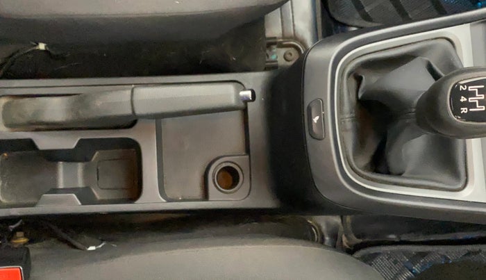 2022 Tata ALTROZ XT PETROL, Petrol, Manual, 10,104 km, Gear Lever