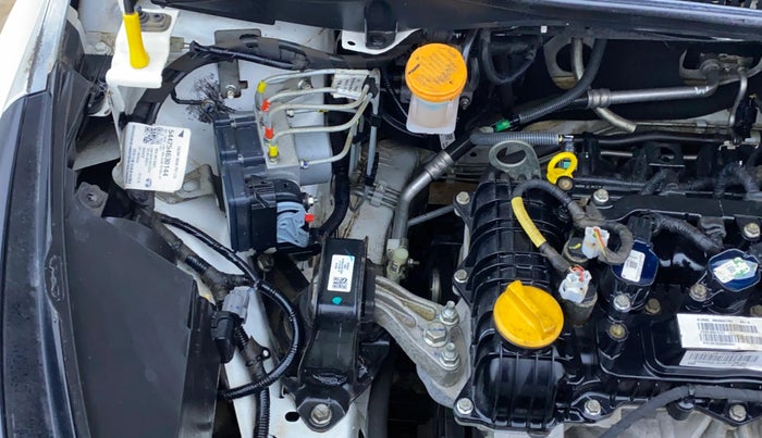 2022 Tata ALTROZ XT PETROL, Petrol, Manual, 10,104 km, Engine View - Right