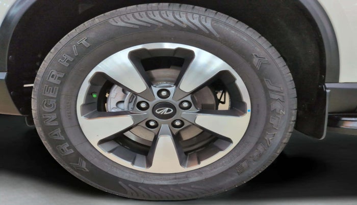 2019 Mahindra ALTURAS G4 4WD AT, Diesel, Automatic, 95,866 km, Left Front Wheel