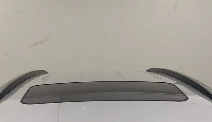 2020 Mahindra XUV500 W9, Diesel, Manual, 95,540 km, Moonroof/ Sunroof