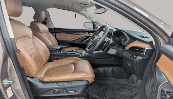 2023 MG GLOSTER SAVVY 6 STR 2.0 TWIN TURBO 4WD, Diesel, Automatic, 41,275 km, Right Side Front Door Cabin