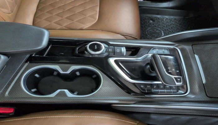 2023 MG GLOSTER SAVVY 6 STR 2.0 TWIN TURBO 4WD, Diesel, Automatic, 41,275 km, Gear Lever