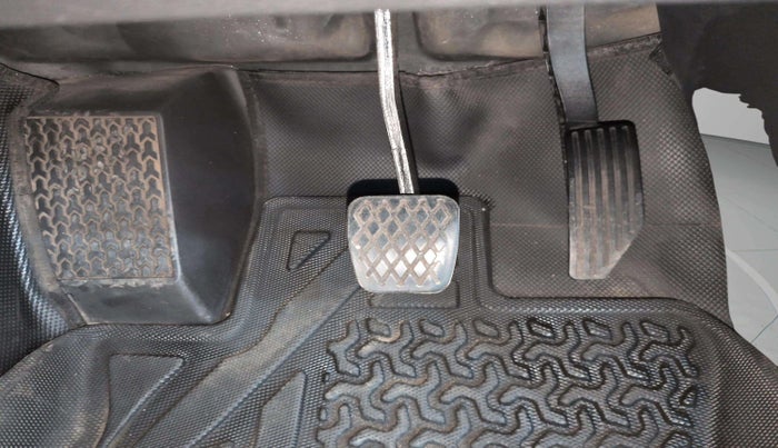 2023 MG GLOSTER SAVVY 6 STR 2.0 TWIN TURBO 4WD, Diesel, Automatic, 41,275 km, Pedals