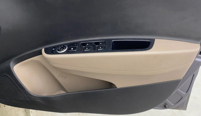 2015 Hyundai Grand i10 ASTA 1.2 KAPPA VTVT, Petrol, Manual, 95,057 km, Driver Side Door Panels Control