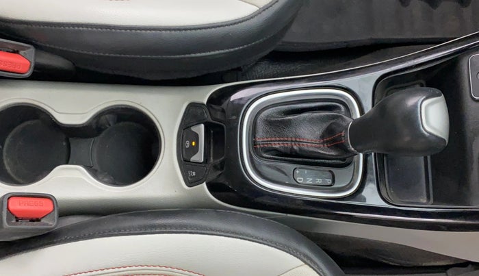 2018 Jeep Compass LIMITED 1.4 PETROL AT, Petrol, Automatic, 68,910 km, Gear Lever