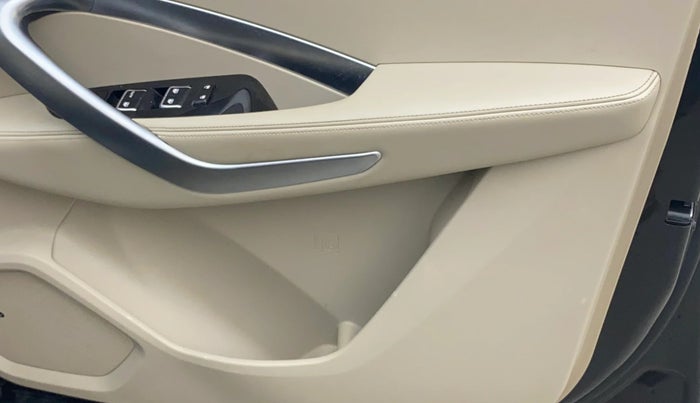 2021 MG HECTOR SHARP 2.0 DIESEL, Diesel, Manual, 76,169 km, Driver Side Door Panels Control