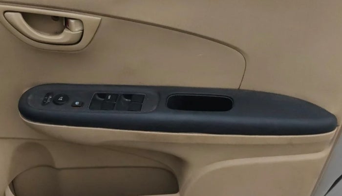 2015 Honda Amaze 1.2L I-VTEC S, Petrol, Manual, 65,964 km, Driver Side Door Panels Control