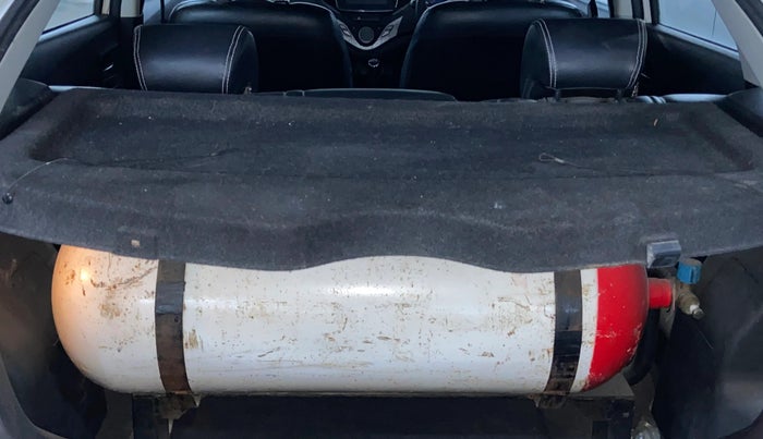 2020 Maruti Baleno ZETA PETROL 1.2, CNG, Manual, 60,541 km, Boot Inside