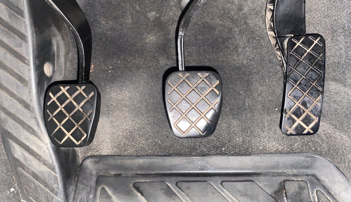 2022 Volkswagen TAIGUN COMFORTLINE 1.0 TSI MT, Petrol, Manual, 41,539 km, Pedals