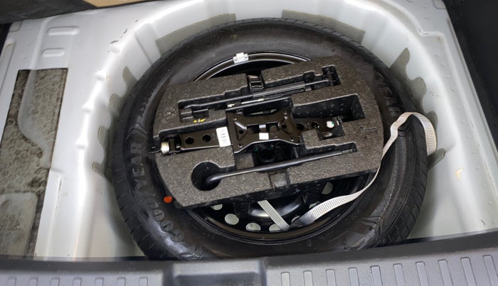 2022 Volkswagen TAIGUN COMFORTLINE 1.0 TSI MT, Petrol, Manual, 41,539 km, Spare Tyre