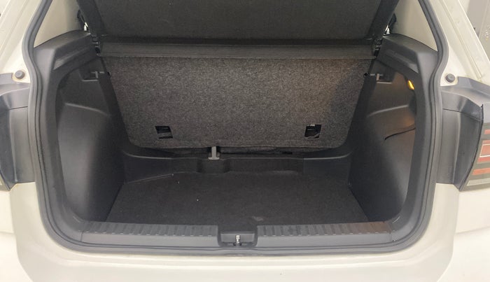 2022 Volkswagen TAIGUN COMFORTLINE 1.0 TSI MT, Petrol, Manual, 41,539 km, Boot Inside