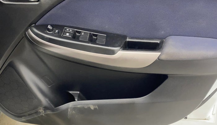 2019 Maruti Baleno ZETA PETROL 1.2, Petrol, Manual, 42,557 km, Driver Side Door Panels Control