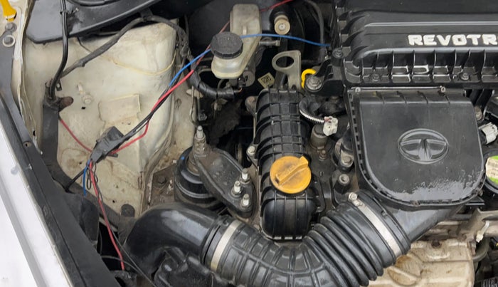 2017 Tata Tiago XT PETROL, Petrol, Manual, 69,285 km, Engine View - Right