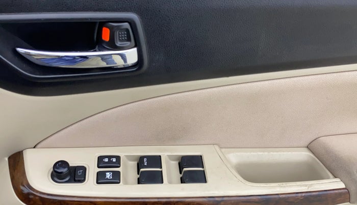 2018 Maruti Dzire ZXI PLUS AMT, Petrol, Automatic, 60,333 km, Driver Side Door Panels Control