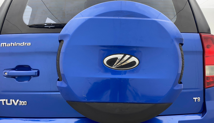 2016 Mahindra TUV300 T8, Diesel, Manual, 89,304 km, Spare Tyre