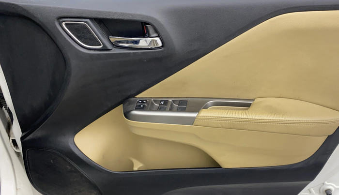 2020 Honda City 1.5L I-VTEC ZX, Petrol, Manual, 58,476 km, Driver Side Door Panels Control