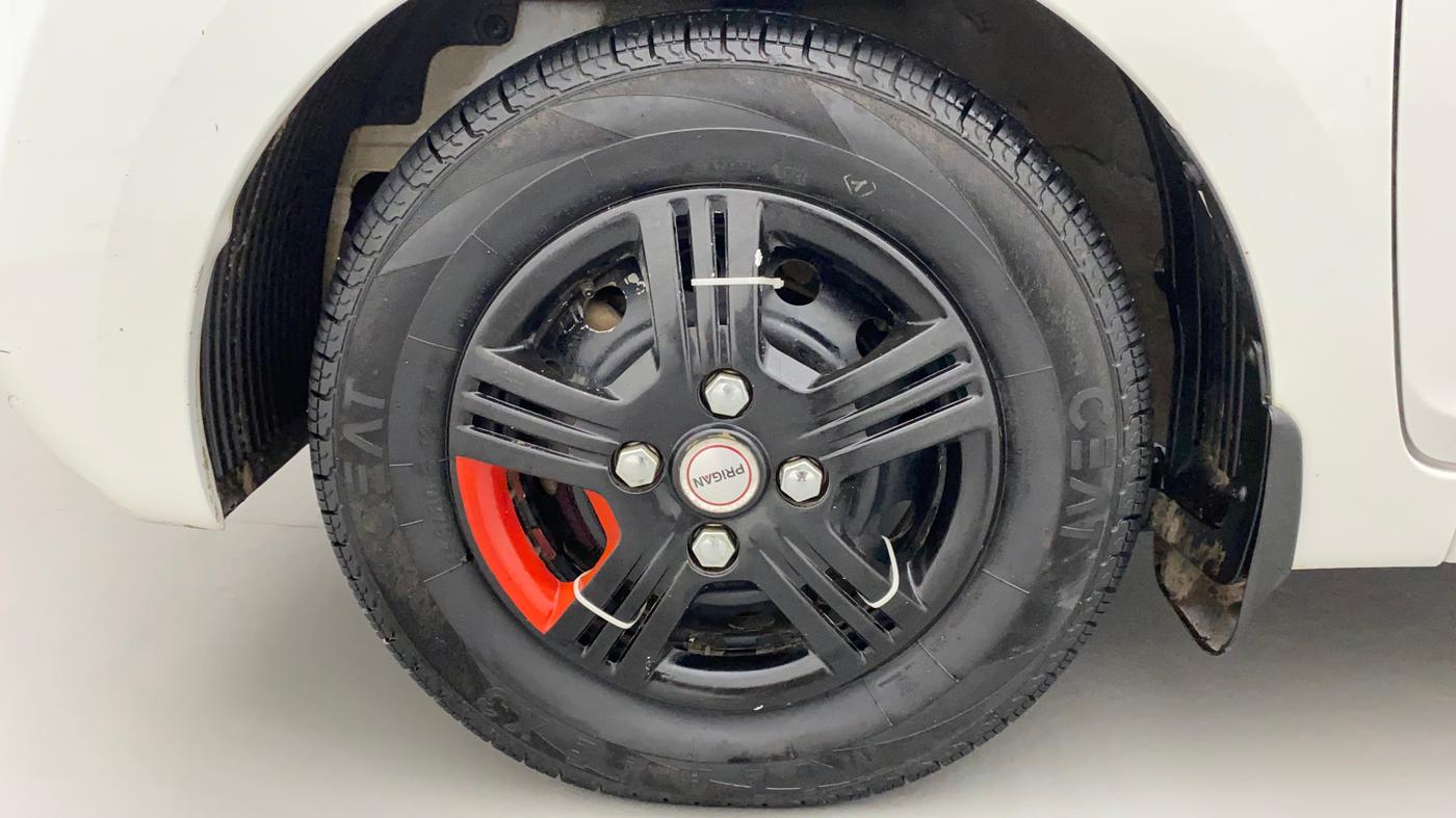 2015 Hyundai Eon ERA +, Petrol, Manual, 59,267 km, Left Front Wheel