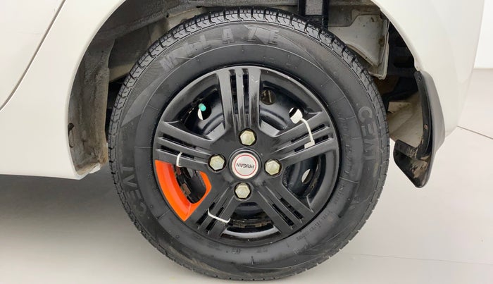 2015 Hyundai Eon ERA +, Petrol, Manual, 59,267 km, Left Rear Wheel