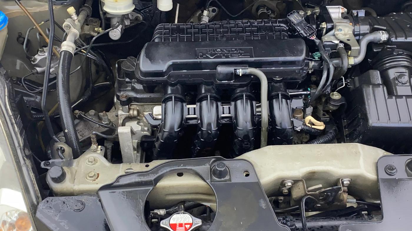 2013 Honda Brio S MT, Petrol, Manual, 96,045 km, Engine View - Right
