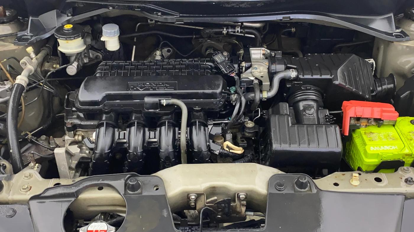 2013 Honda Brio S MT, Petrol, Manual, 96,045 km, Engine View