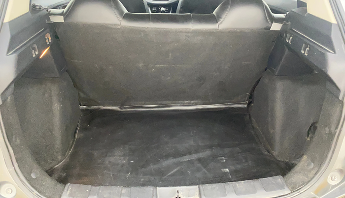 2022 Tata NEXON XMA PLUS SUNROOF PETROL, Petrol, Automatic, 47,565 km, Boot Inside