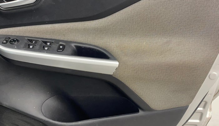 2021 Nissan MAGNITE XL, Petrol, Manual, 20,647 km, Driver Side Door Panels Control