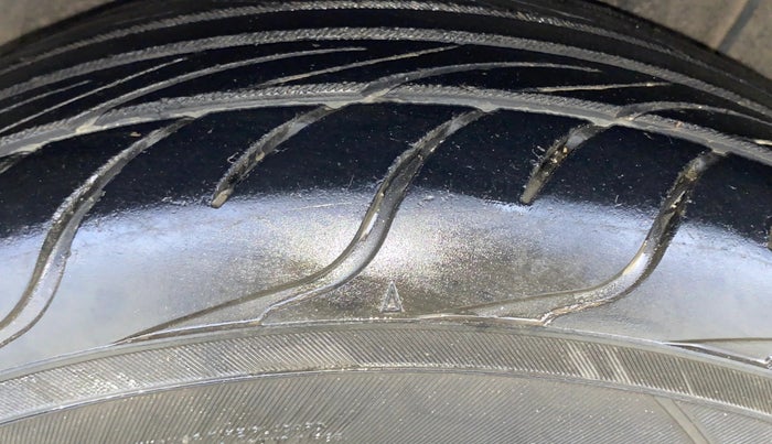 2012 Hyundai i20 SPORTZ 1.2, Petrol, Manual, 89,094 km, Right Rear Tyre Tread