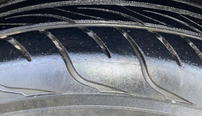 2012 Hyundai i20 SPORTZ 1.2, Petrol, Manual, 89,094 km, Left Rear Tyre Tread