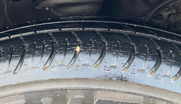 2020 Maruti S PRESSO VXI+, Petrol, Manual, 26,465 km, Right Front Tyre Tread