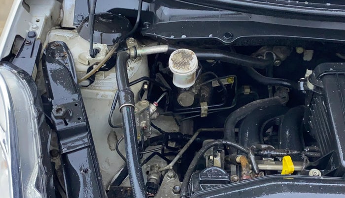 2015 Maruti Swift VXI, Petrol, Manual, 1,48,954 km, Engine View - Right