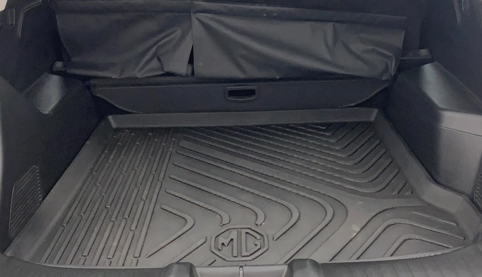 2023 MG HECTOR SMART EX 1.5 PETROL TURBO CVT PETROL, Petrol, Automatic, 25,752 km, Boot Inside