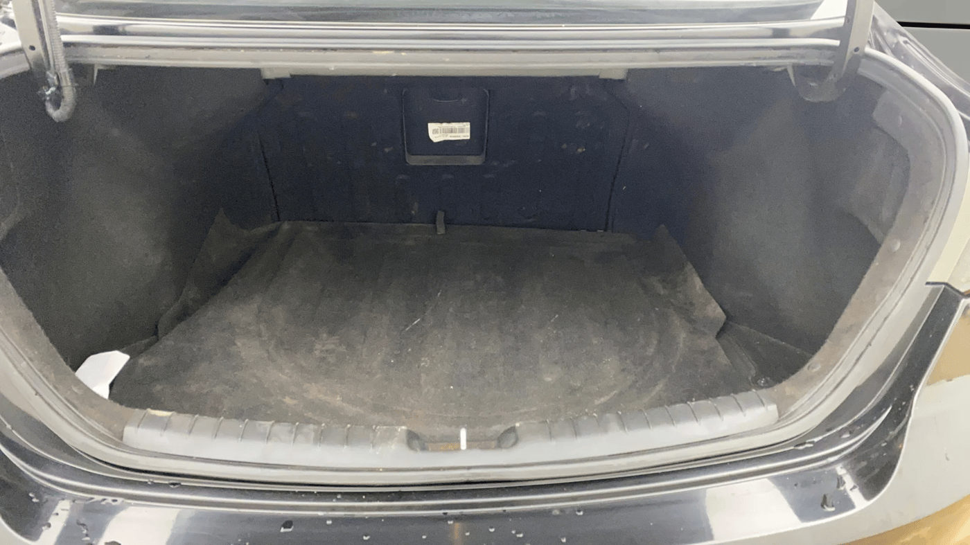 2017 Hyundai New Elantra 2.0 SX(O) AT PETROL, Petrol, Automatic, 1,07,632 km, Boot Inside
