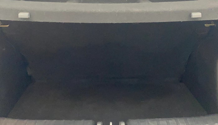 2021 KIA SONET HTX 1.0 IMT, Petrol, Manual, 32,277 km, Boot Inside