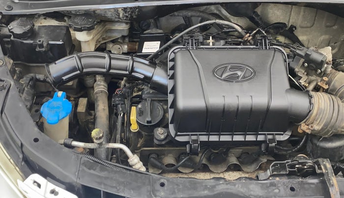 2014 Hyundai i10 MAGNA 1.1, CNG, Manual, 91,506 km, Engine View - Right